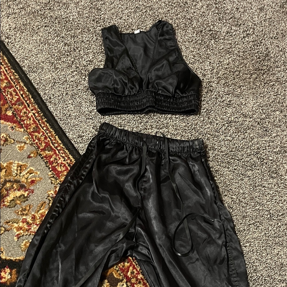 SHEIN Black Satin Crop Top and Pants Set